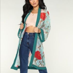 EUC Fashion Nova Kimono XS
